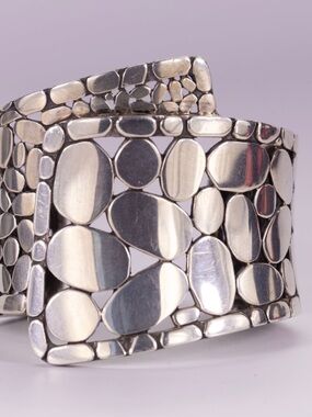 John Hardy Kali 925 Sterling Silver Cuff Pebble Bracelet - Women Jewelry